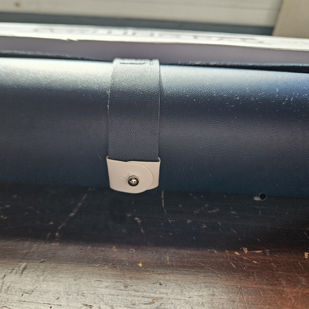 NWT Uplift Desk Navy Writing Pad - Picture 3 of 5